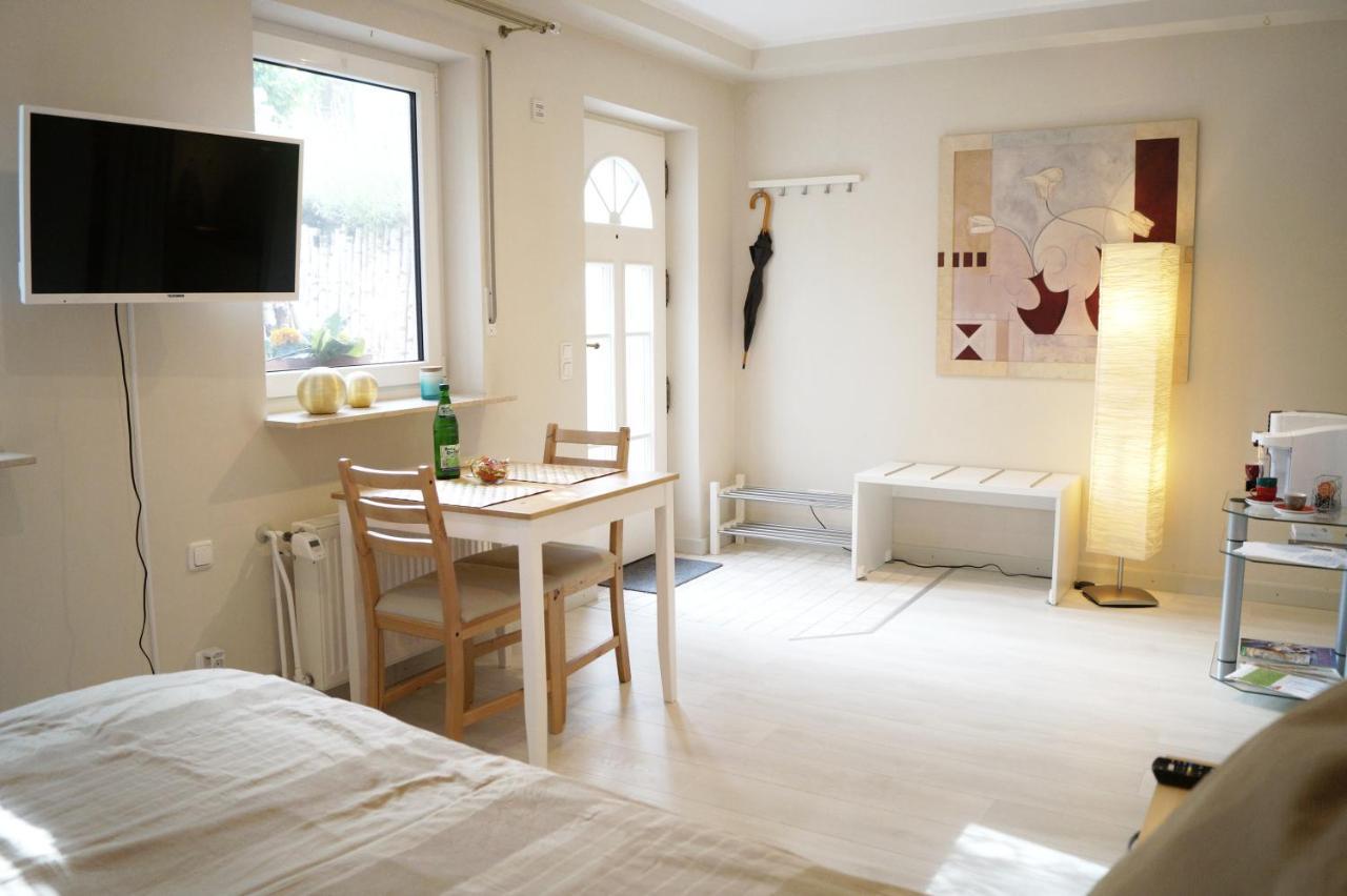 "Gemuetlich" 1-Zimmer Apartment Nah Am Wald Mainz Exterior photo
